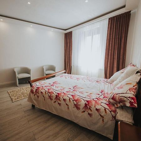 Отель Endlich Zuhause Сибиу Экстерьер фото