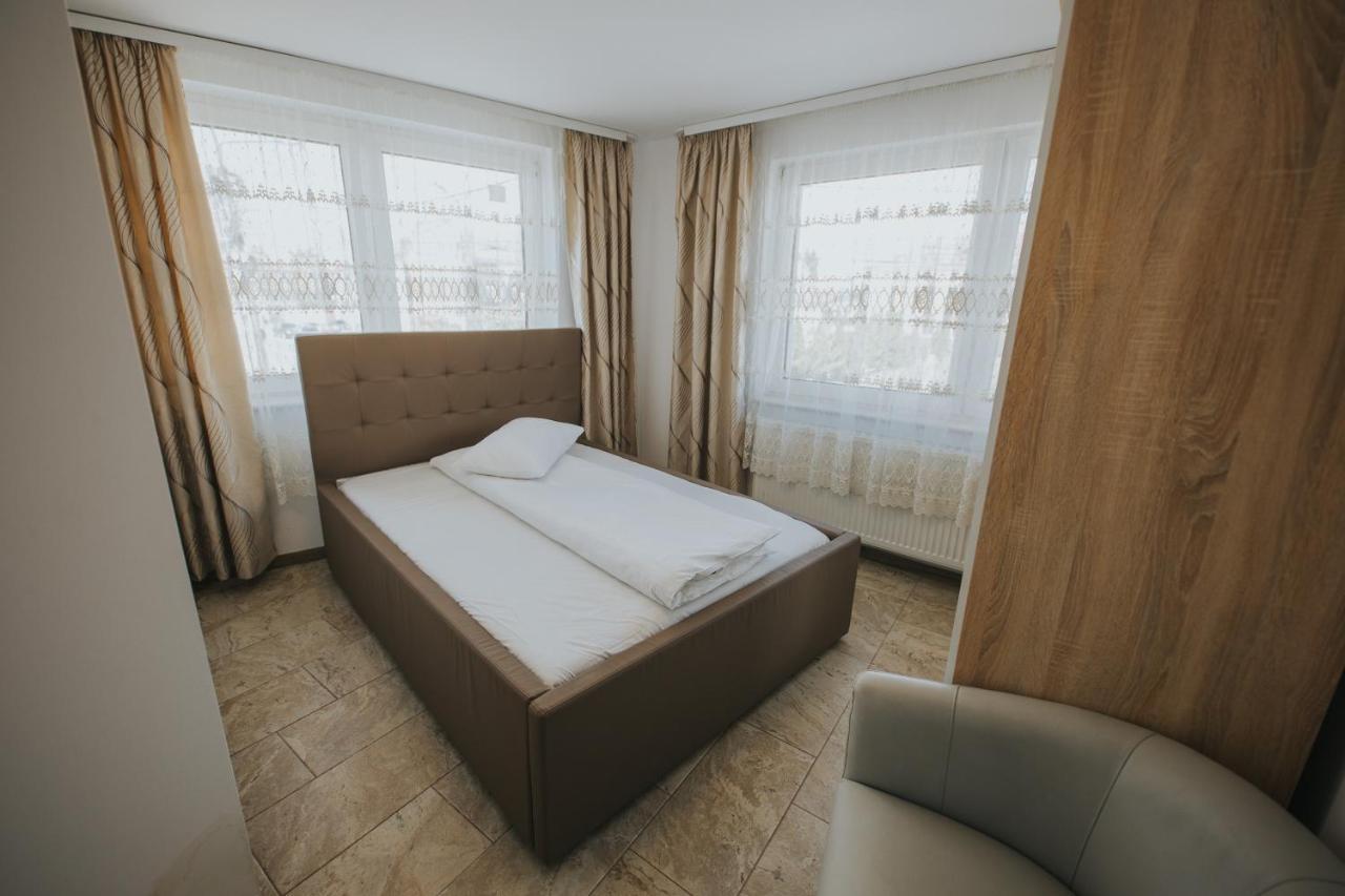 Отель Endlich Zuhause Сибиу Экстерьер фото