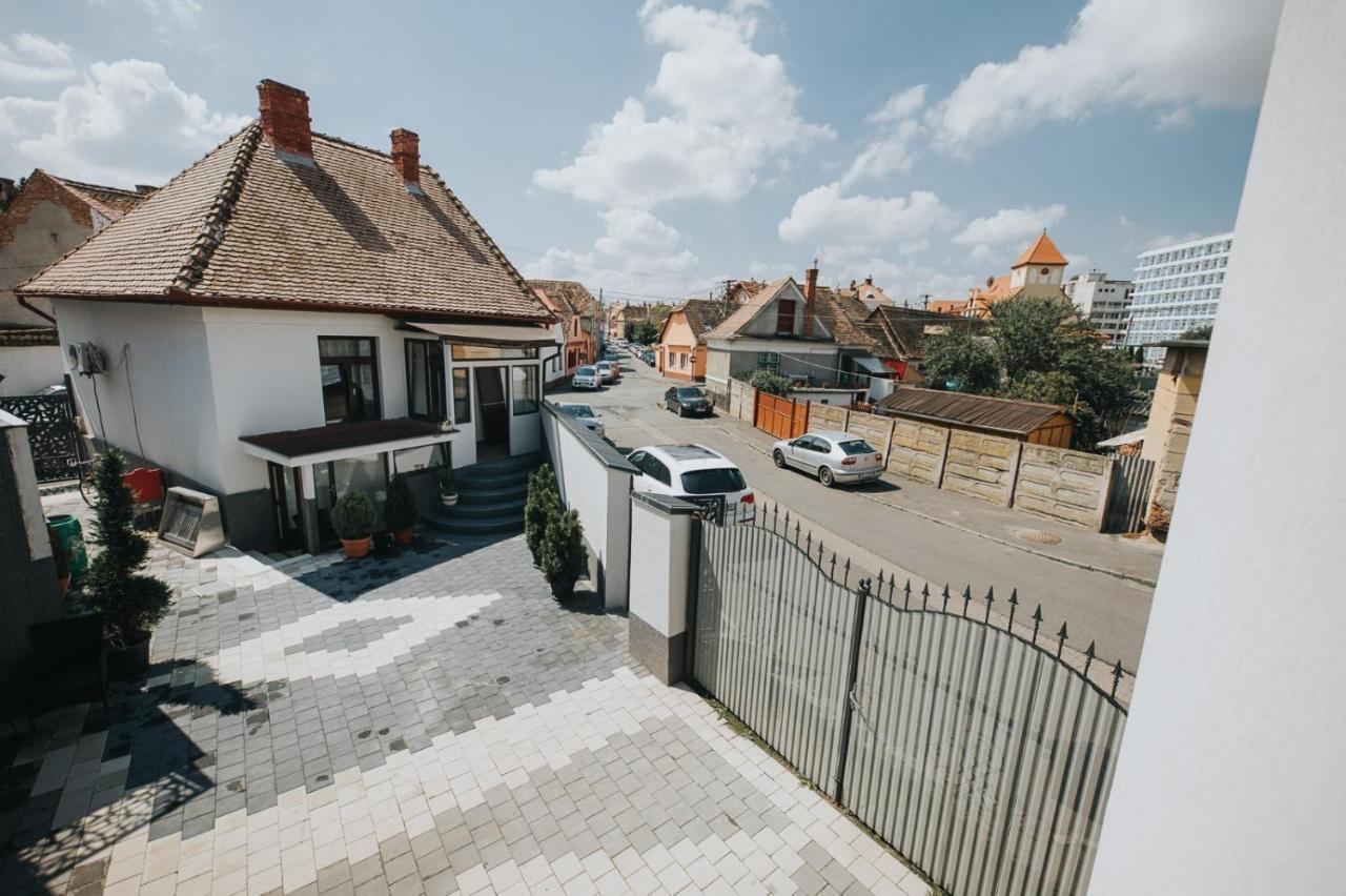Отель Endlich Zuhause Сибиу Экстерьер фото